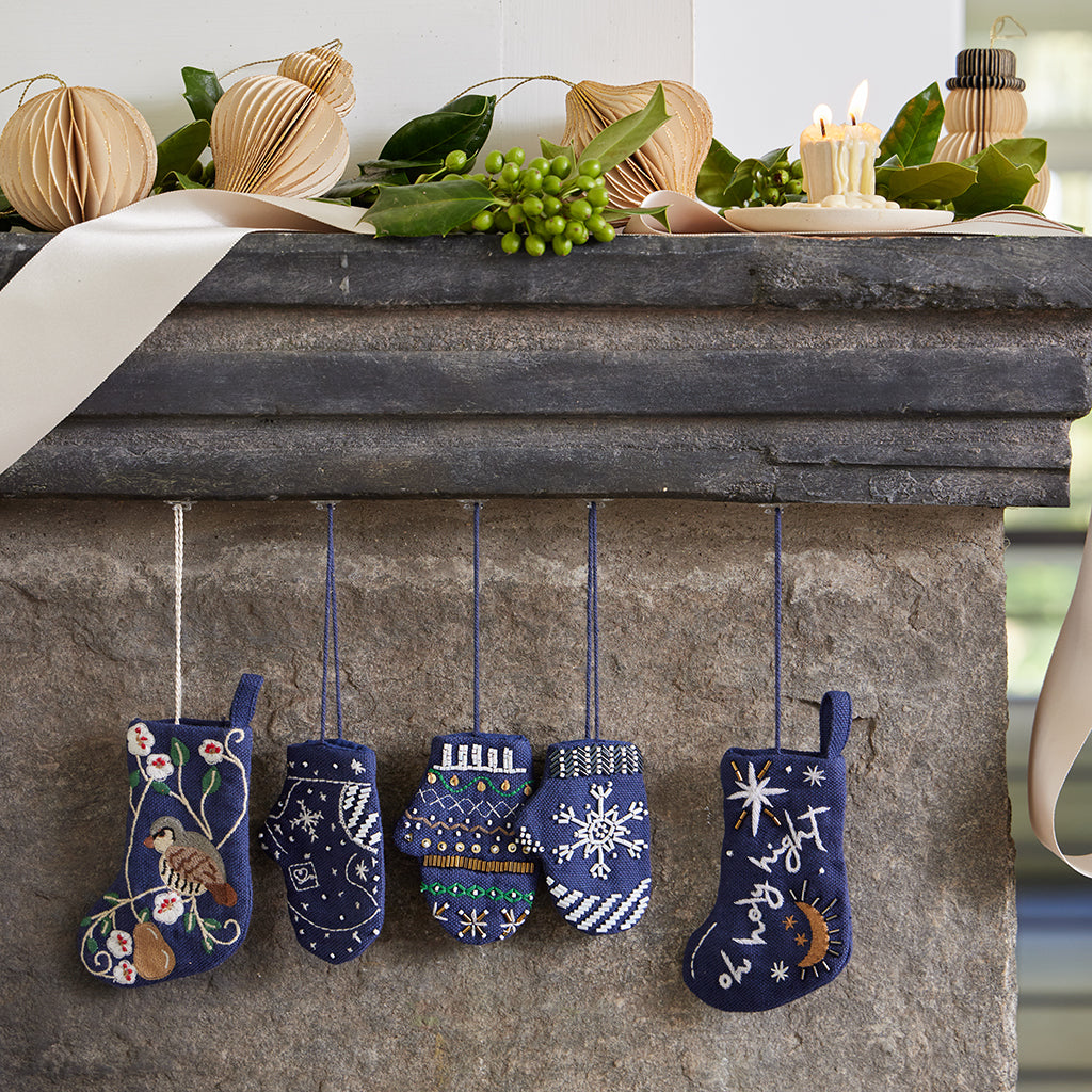 Mini Christmas Mitten Ornament