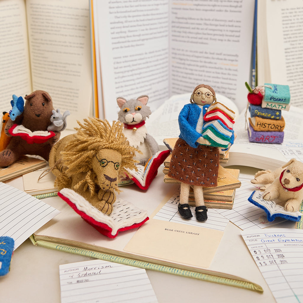 Reading Bear Friends Ornament