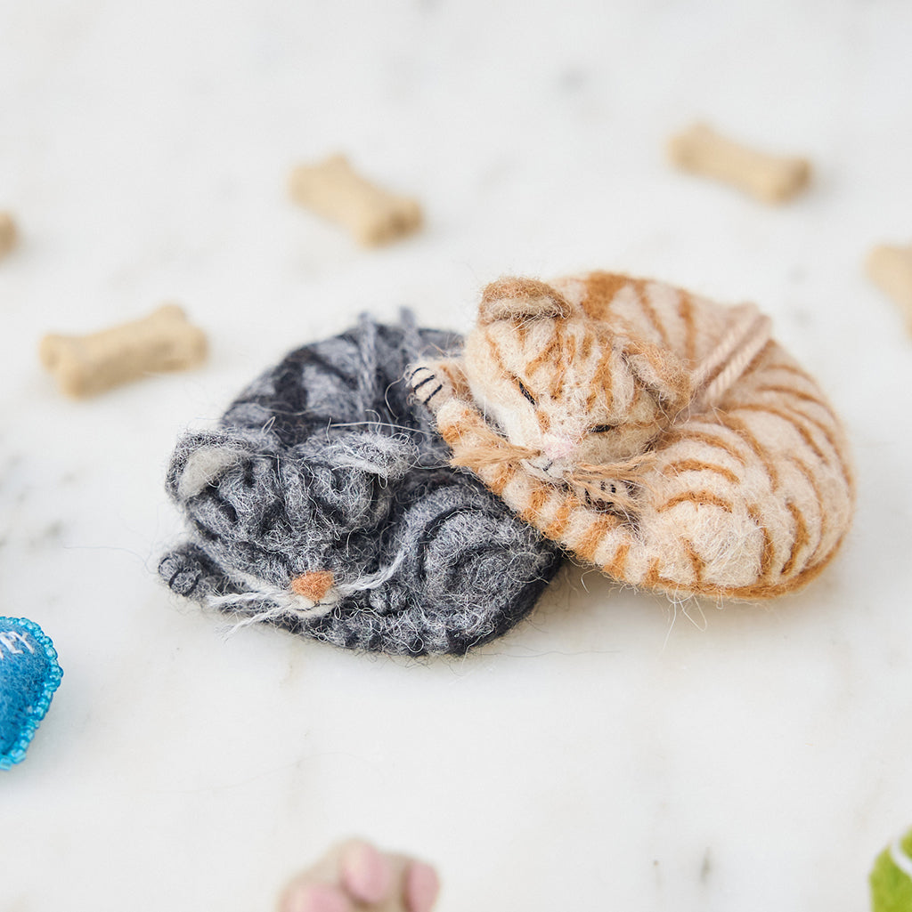 Sleepy Orange Cat Ornament