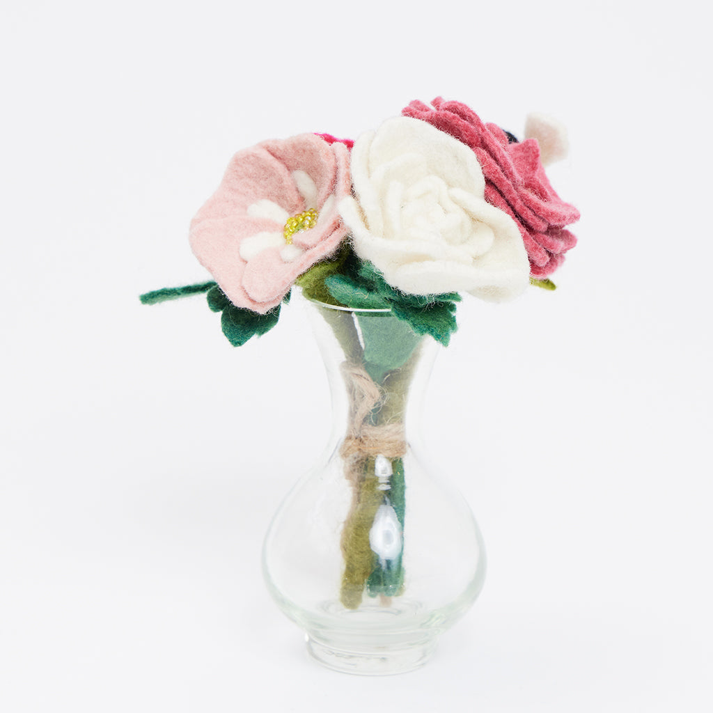 Bouquet Bee & Vase